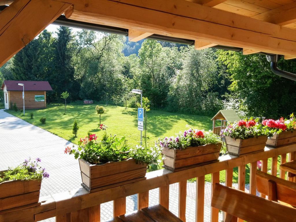 Penzion Mlynarka Rajecké Teplice Exteriör bild
